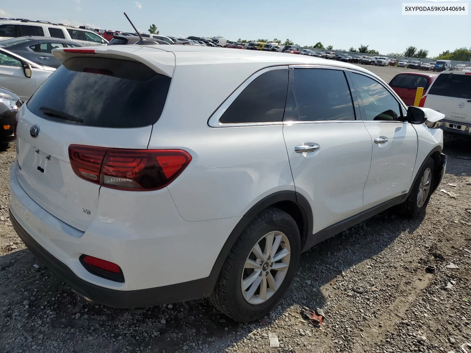 5XYPGDA59KG440694 2019 Kia Sorento Lx