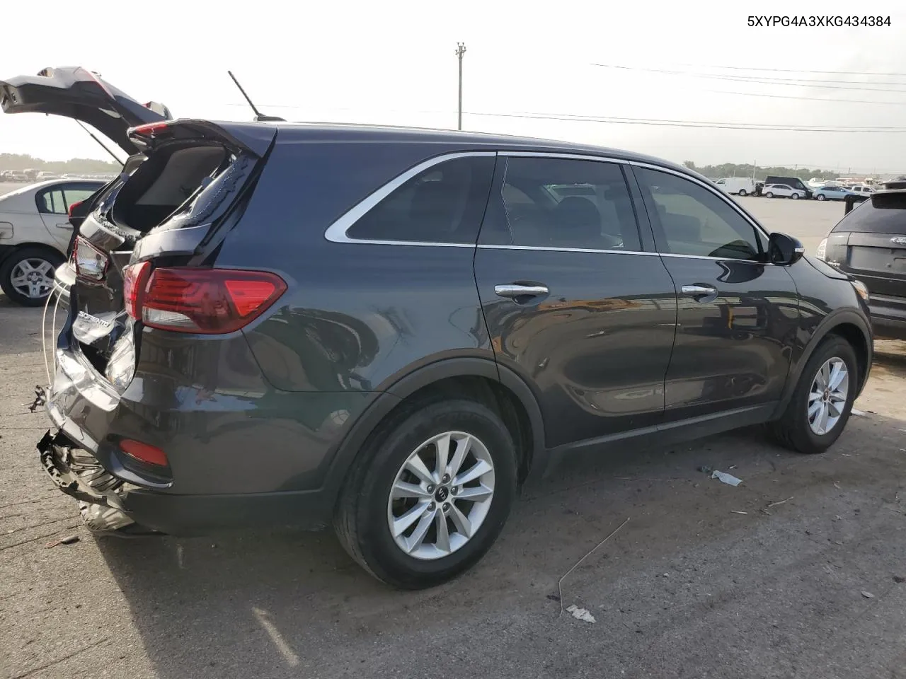 2019 Kia Sorento L VIN: 5XYPG4A3XKG434384 Lot: 65913734