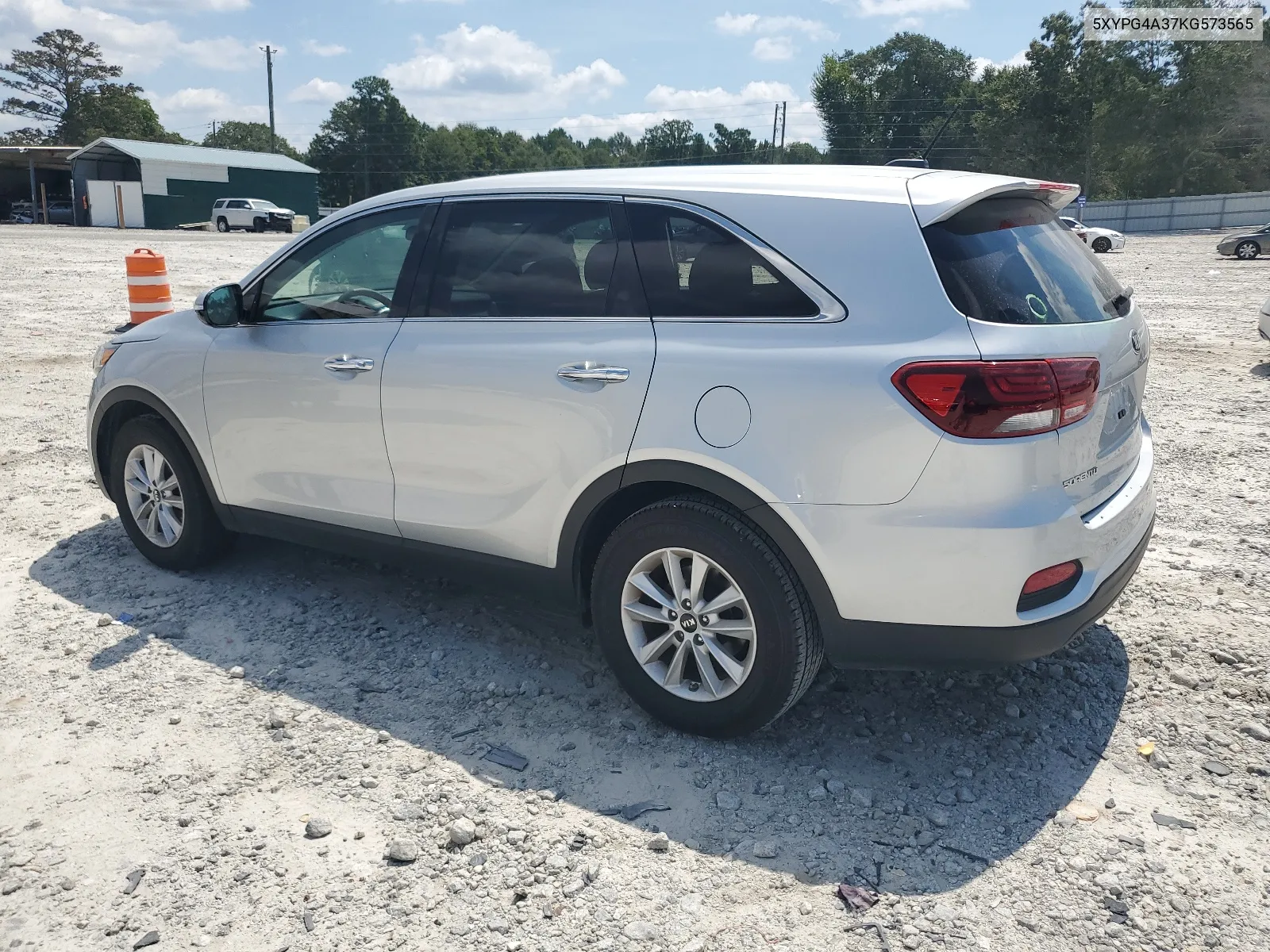 2019 Kia Sorento L VIN: 5XYPG4A37KG573565 Lot: 66865974