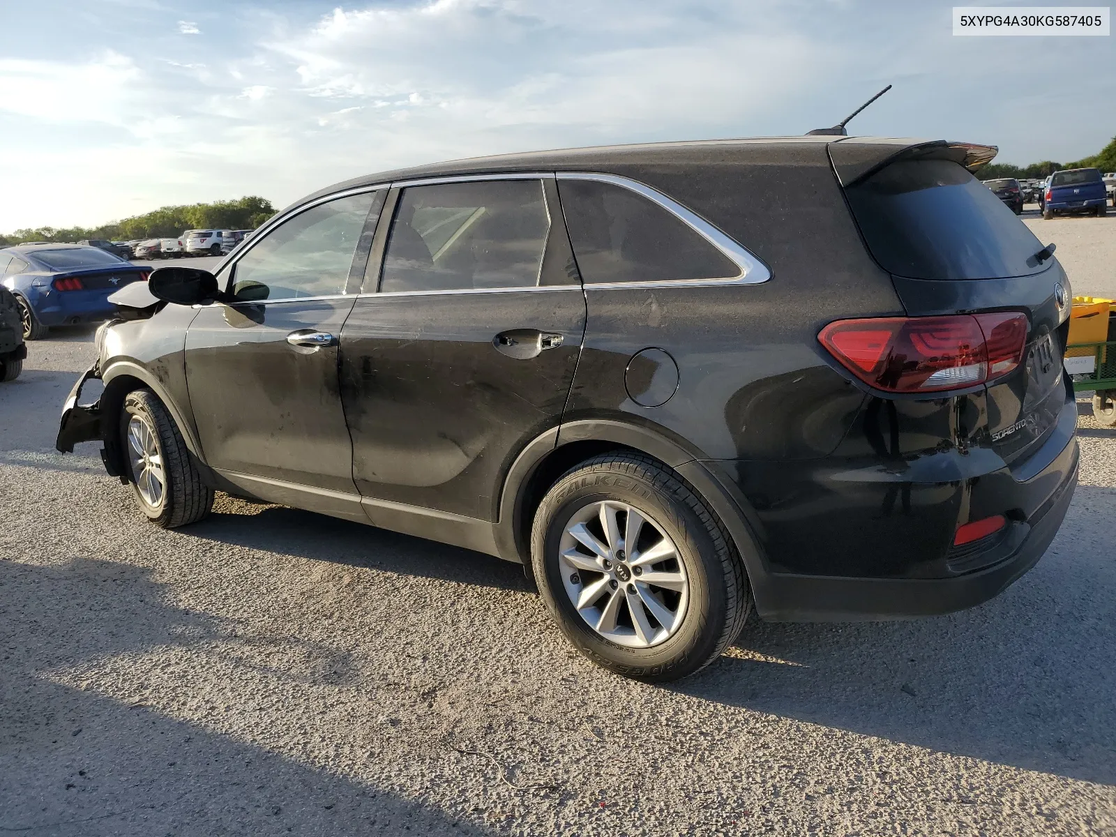 2019 Kia Sorento L VIN: 5XYPG4A30KG587405 Lot: 67362944