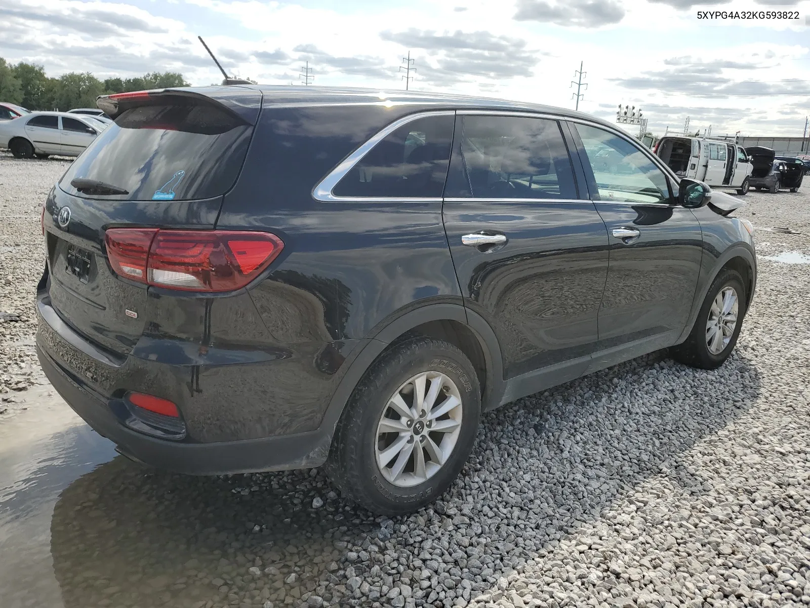 5XYPG4A32KG593822 2019 Kia Sorento L