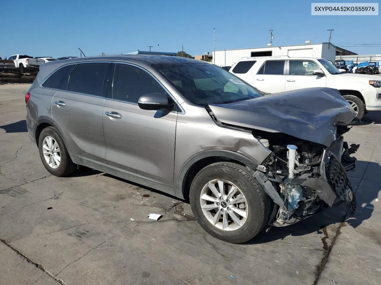 2019 Kia Sorento Lx VIN: 5XYPG4A52KG555976 Lot: 68906024