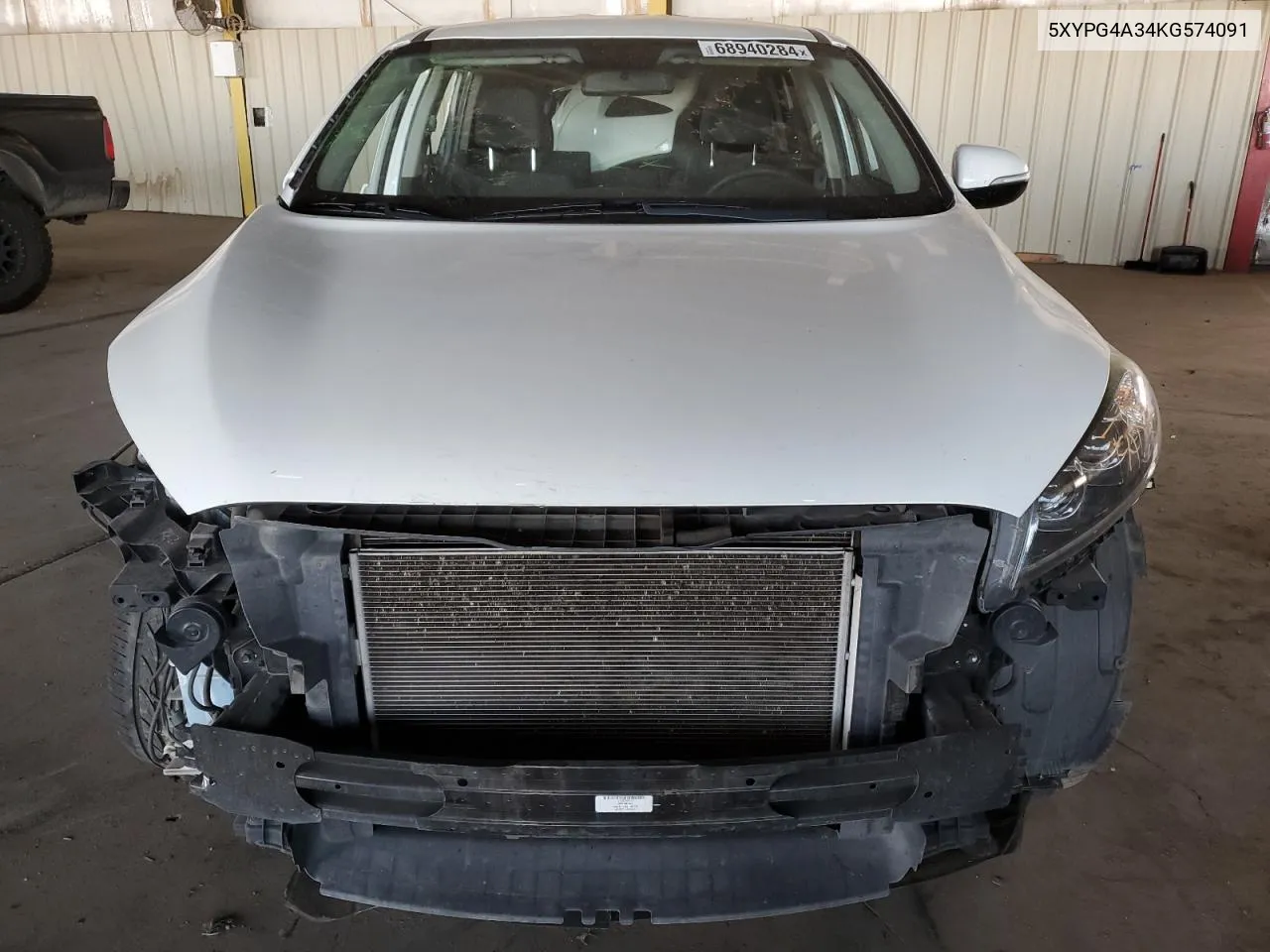 2019 Kia Sorento L VIN: 5XYPG4A34KG574091 Lot: 68940284