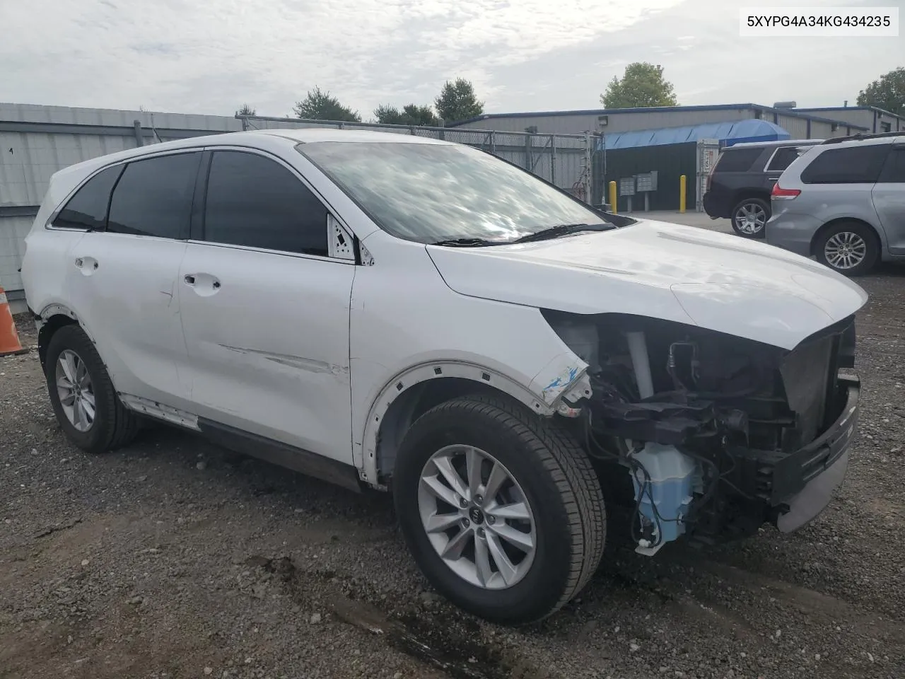 2019 Kia Sorento L VIN: 5XYPG4A34KG434235 Lot: 69175604