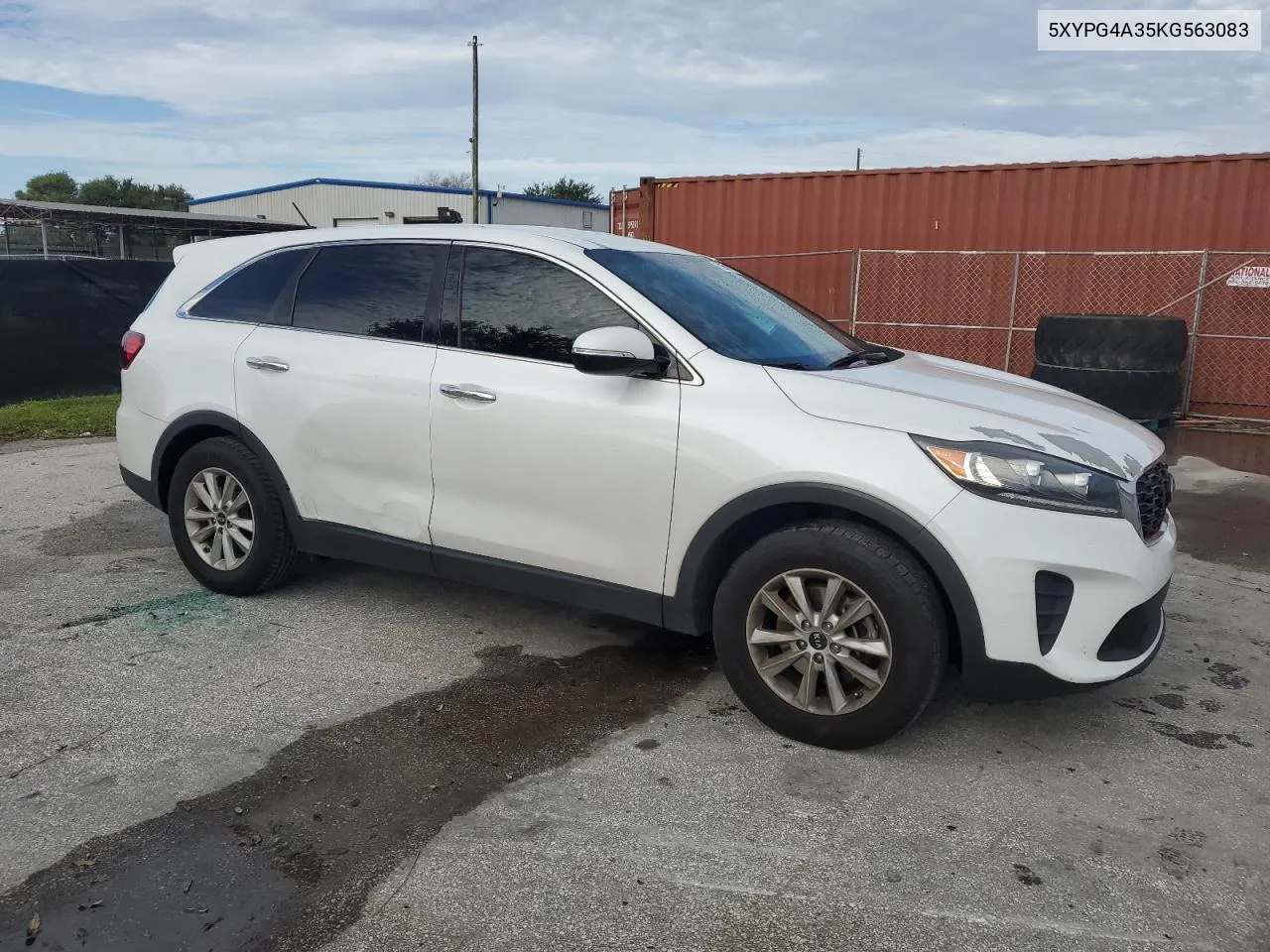 2019 Kia Sorento L VIN: 5XYPG4A35KG563083 Lot: 70858184