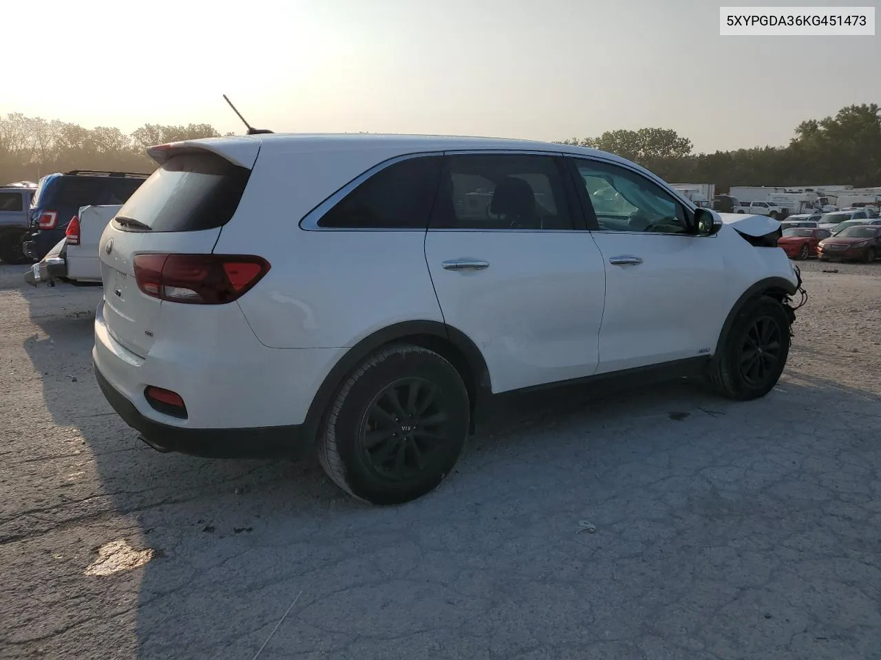 5XYPGDA36KG451473 2019 Kia Sorento L