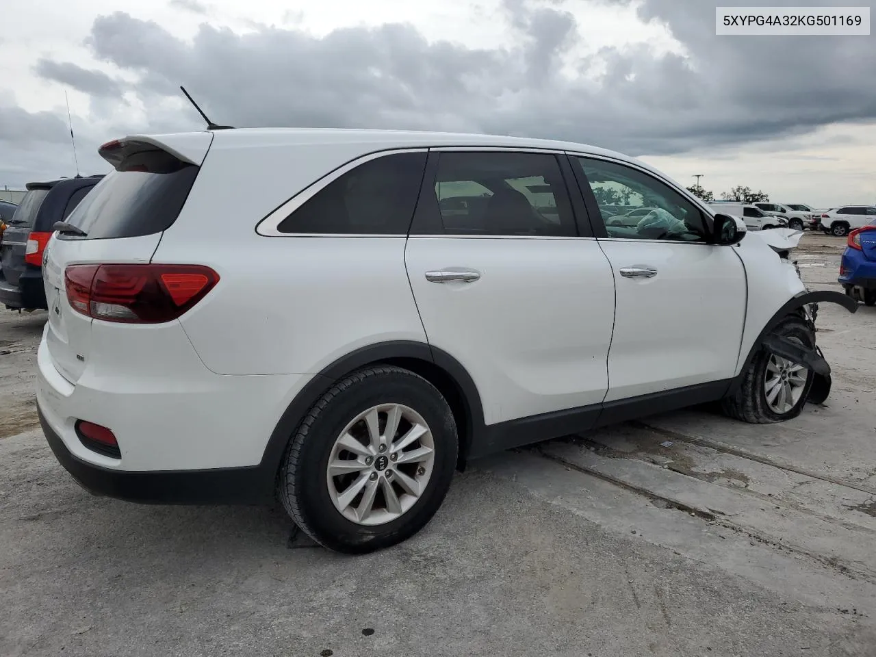 2019 Kia Sorento L VIN: 5XYPG4A32KG501169 Lot: 71300704