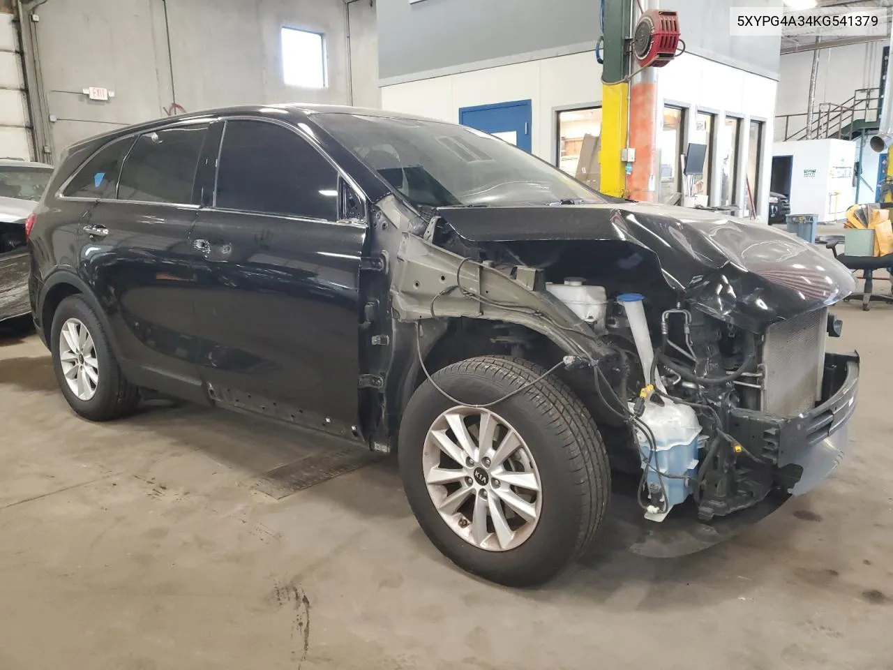 5XYPG4A34KG541379 2019 Kia Sorento L