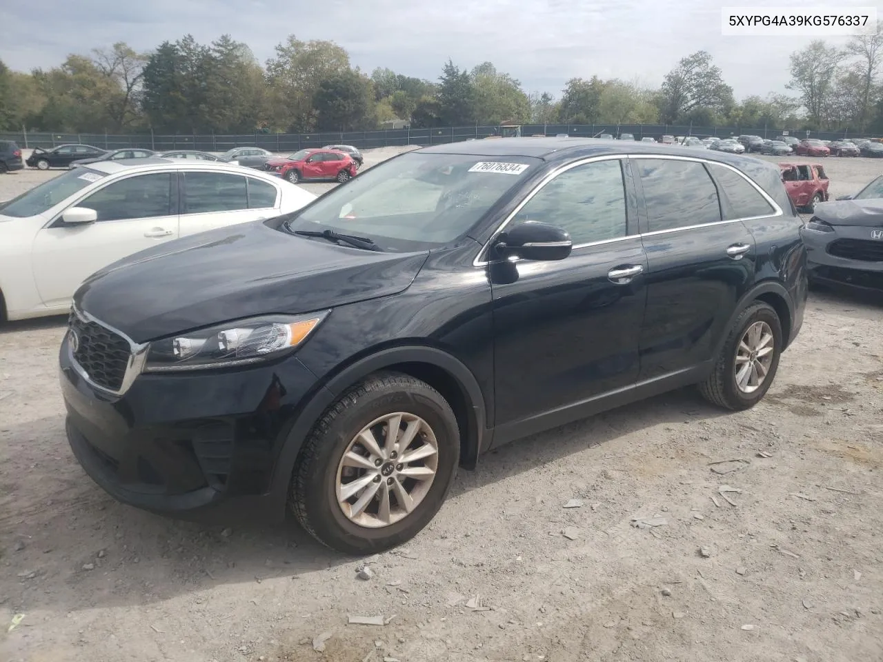 2019 Kia Sorento L VIN: 5XYPG4A39KG576337 Lot: 76076834