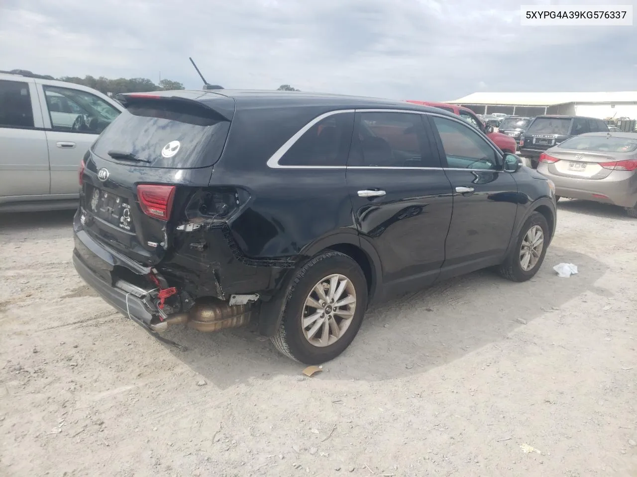 2019 Kia Sorento L VIN: 5XYPG4A39KG576337 Lot: 76076834