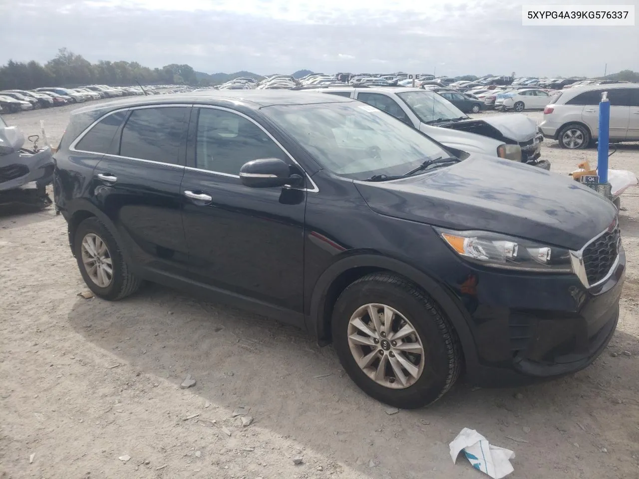 2019 Kia Sorento L VIN: 5XYPG4A39KG576337 Lot: 76076834