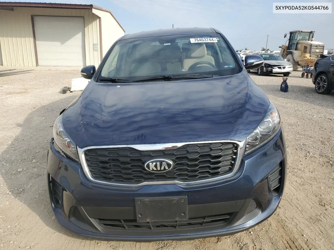 5XYPGDA52KG544766 2019 Kia Sorento Lx