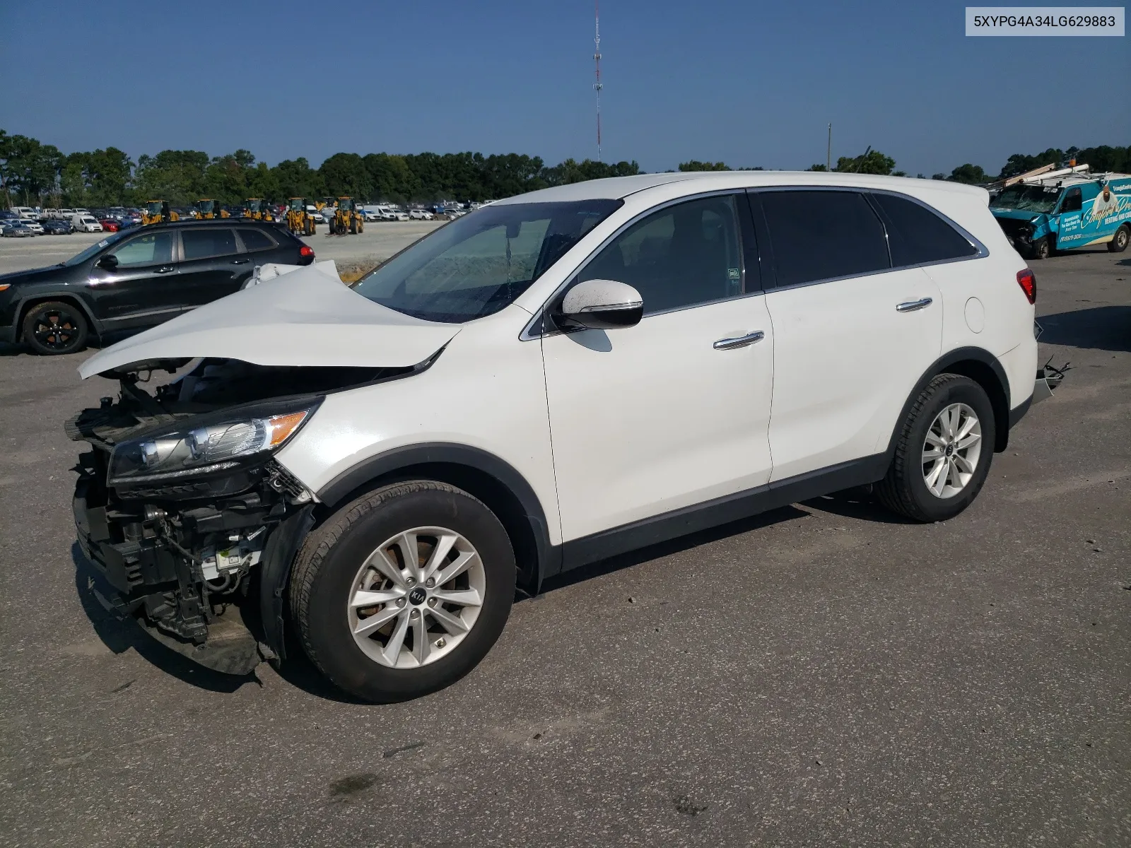 2020 Kia Sorento L VIN: 5XYPG4A34LG629883 Lot: 68142634