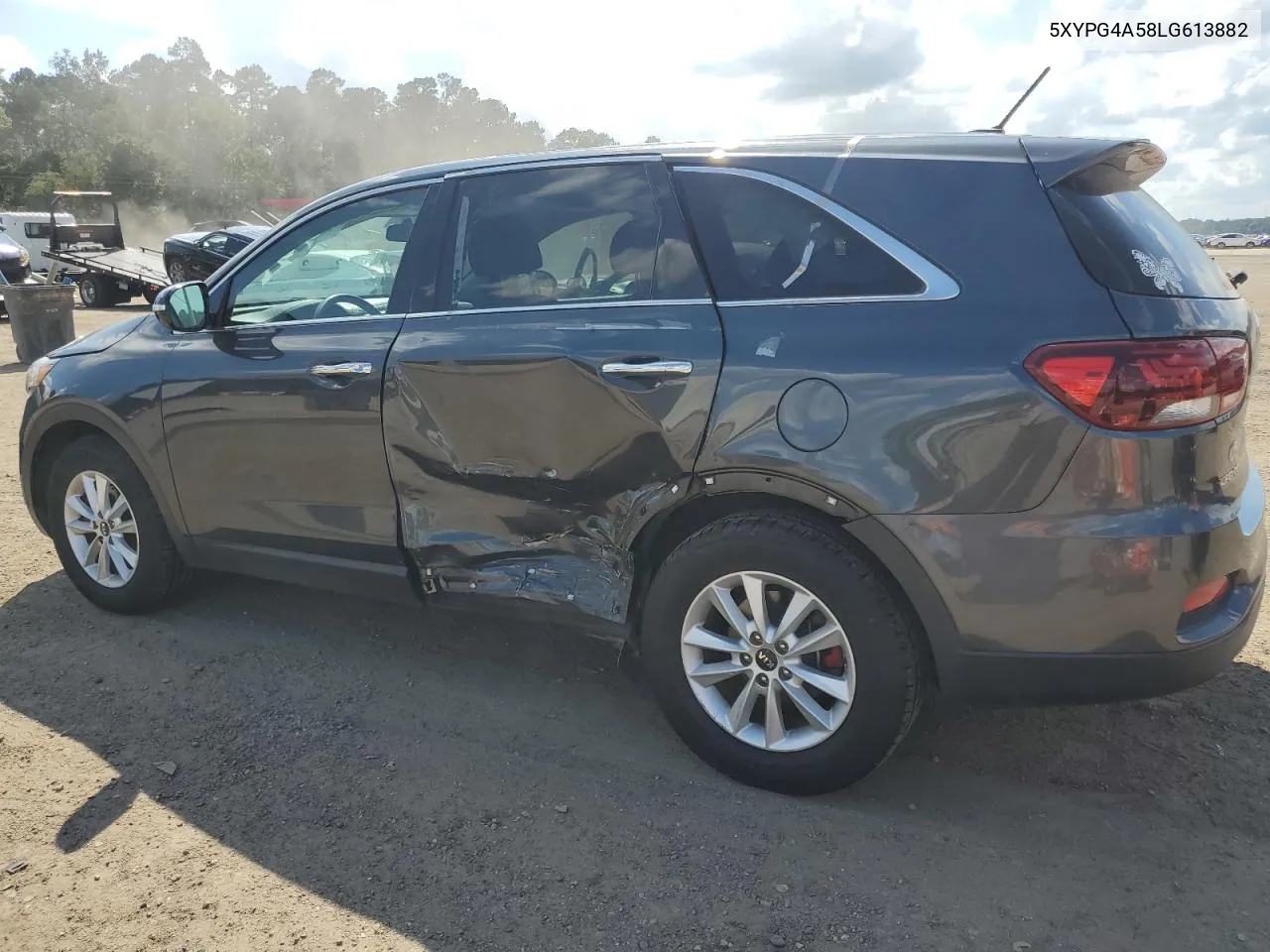 2020 Kia Sorento S VIN: 5XYPG4A58LG613882 Lot: 71219264