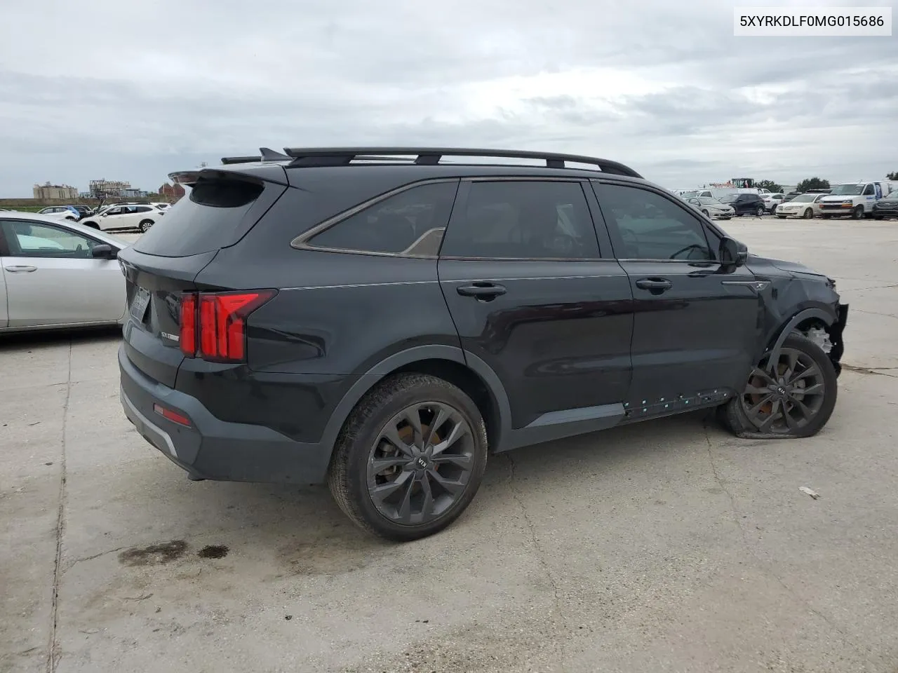 2021 Kia Sorento Sx VIN: 5XYRKDLF0MG015686 Lot: 70568894