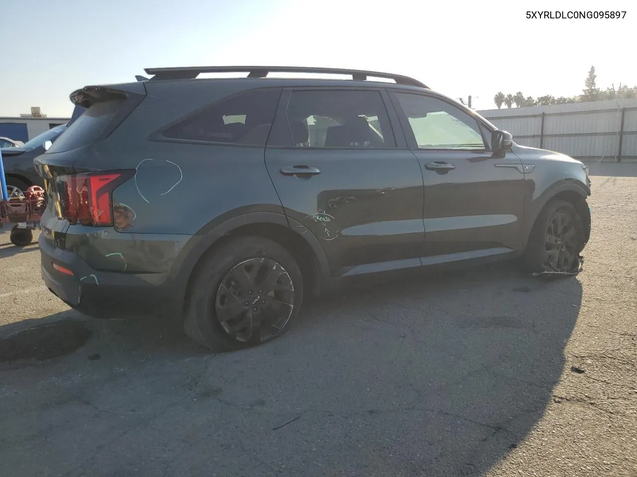 2022 Kia Sorento S VIN: 5XYRLDLC0NG095897 Lot: 75762214