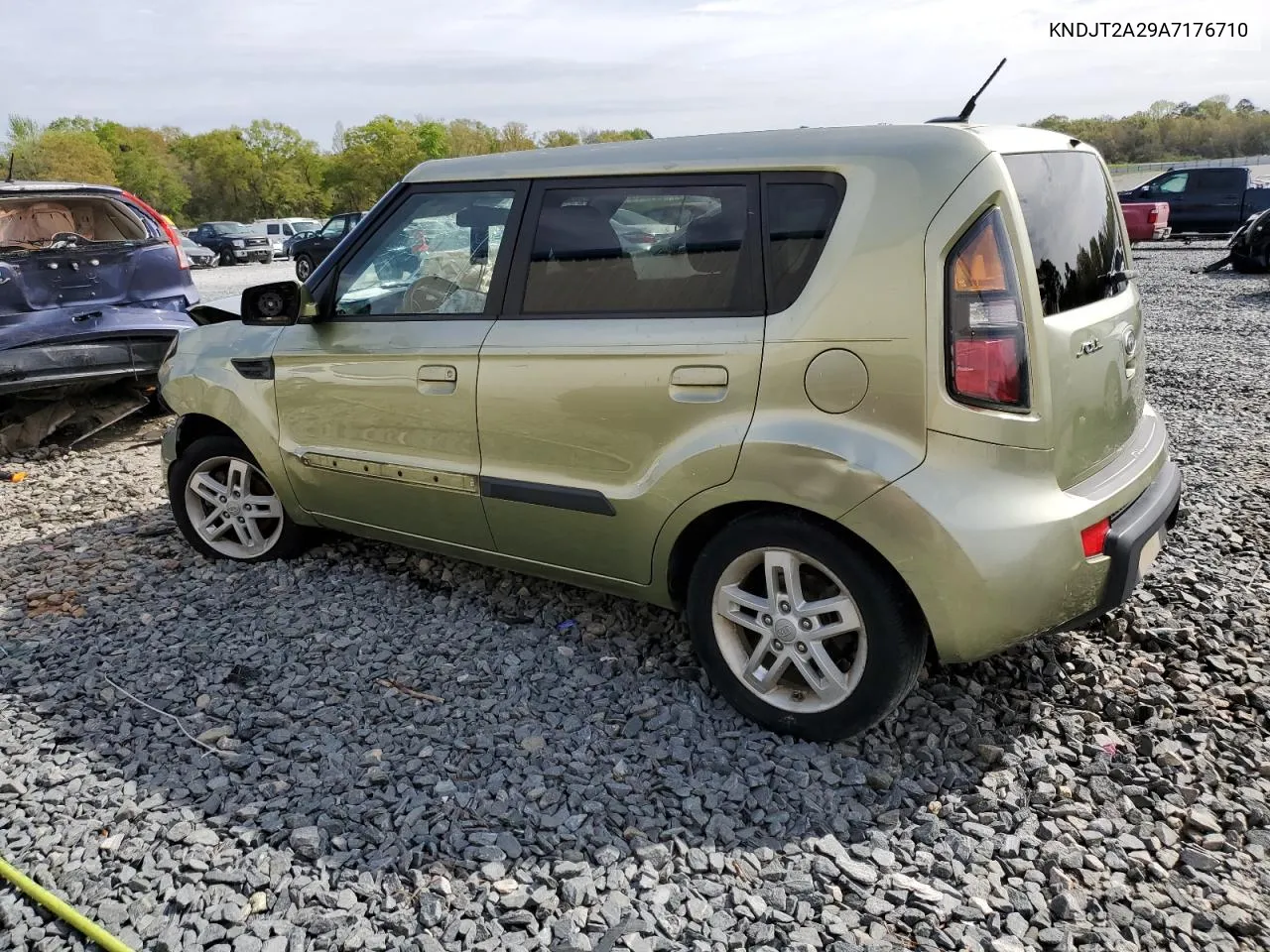 2010 Kia Soul + VIN: KNDJT2A29A7176710 Lot: 48049014