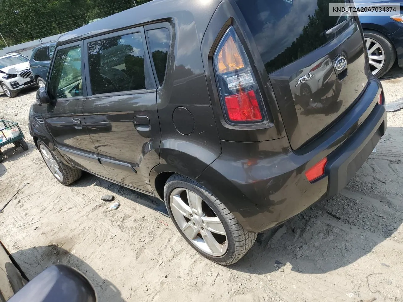 KNDJT2A20A7034374 2010 Kia Soul +