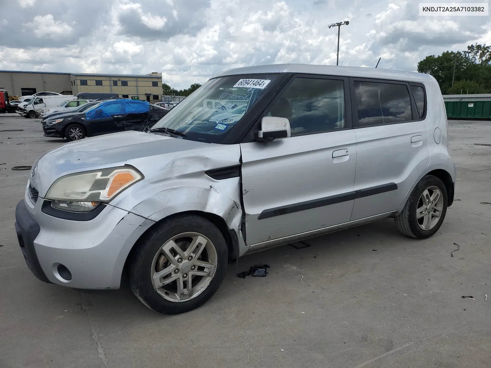 KNDJT2A25A7103382 2010 Kia Soul +