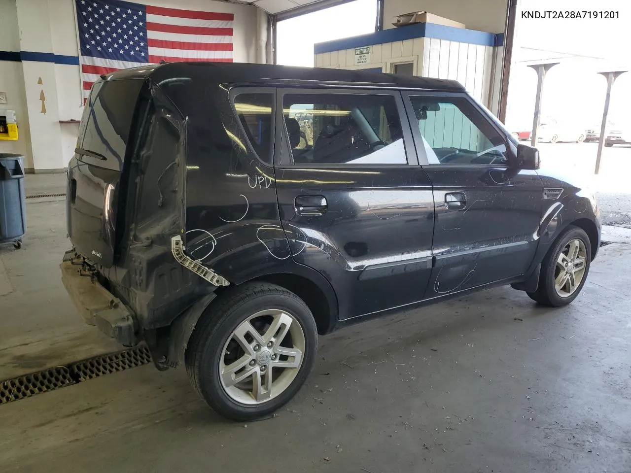 2010 Kia Soul + VIN: KNDJT2A28A7191201 Lot: 63918694