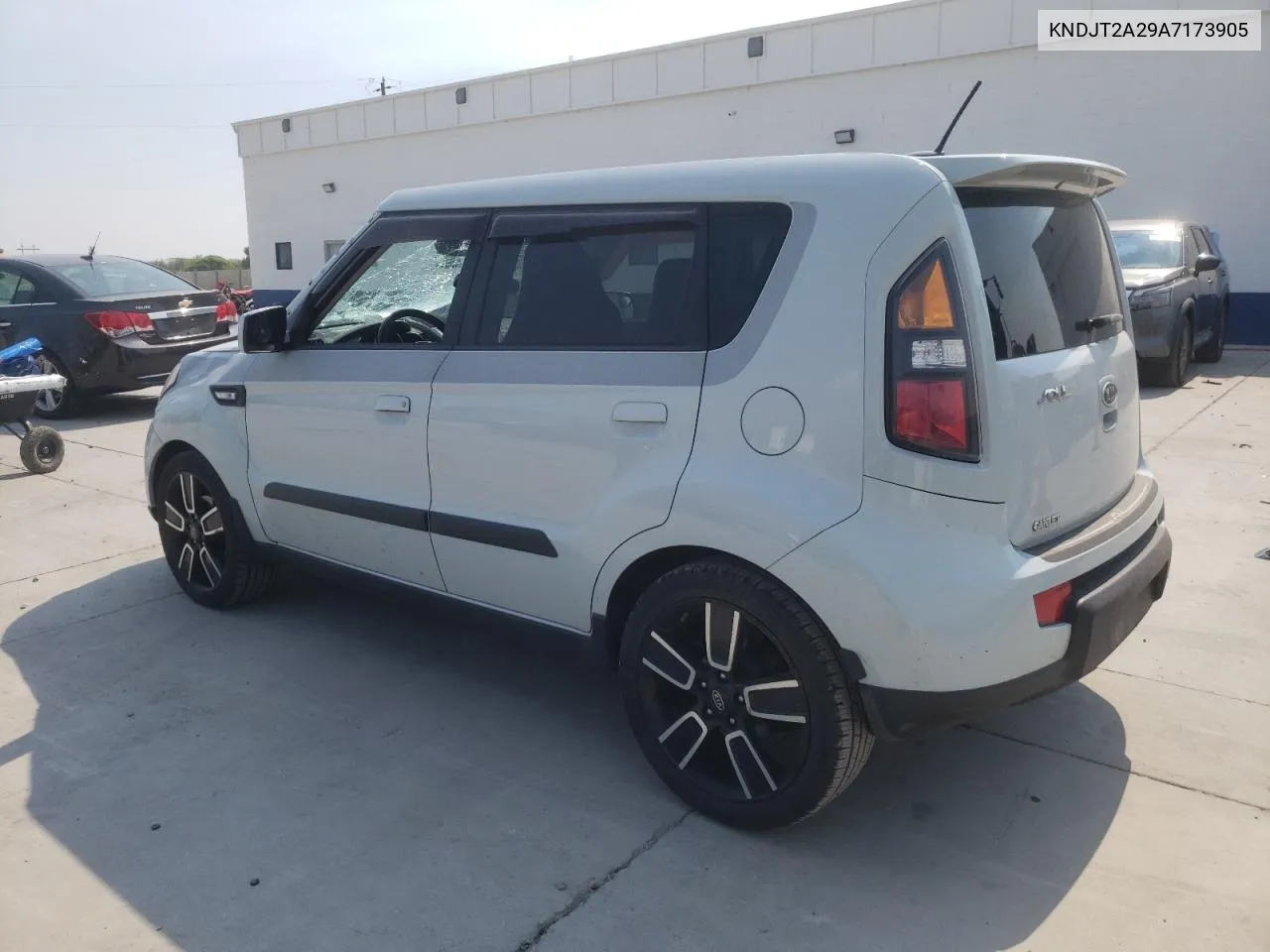 2010 Kia Soul + VIN: KNDJT2A29A7173905 Lot: 64644834