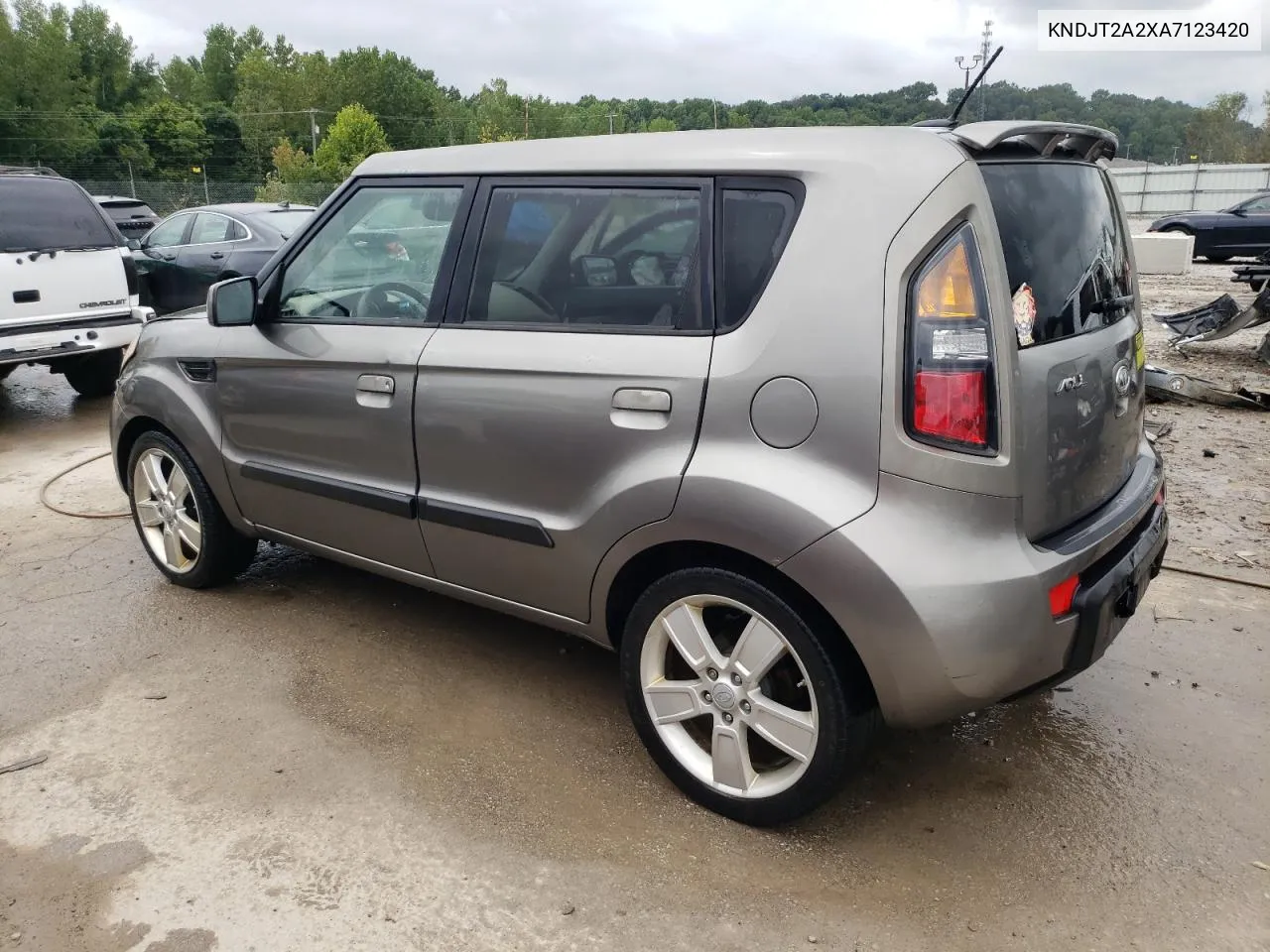 KNDJT2A2XA7123420 2010 Kia Soul +