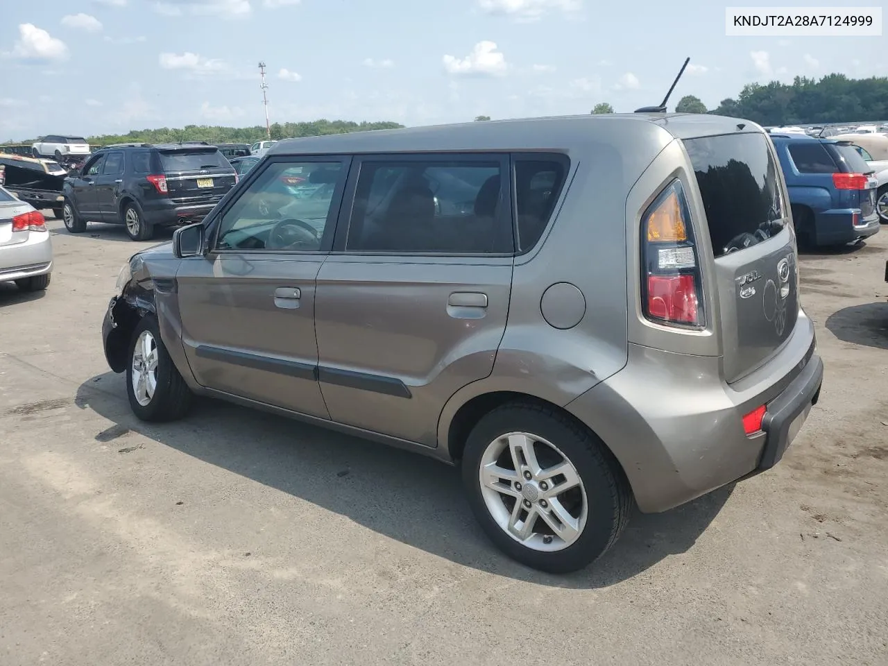 2010 Kia Soul + VIN: KNDJT2A28A7124999 Lot: 66536034