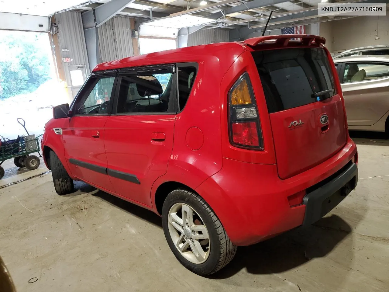 KNDJT2A27A7160909 2010 Kia Soul +