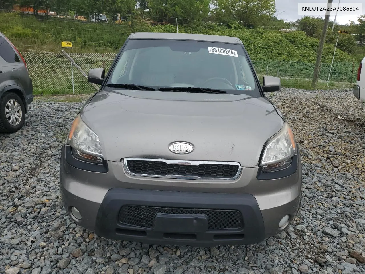 2010 Kia Soul + VIN: KNDJT2A23A7085304 Lot: 68108244