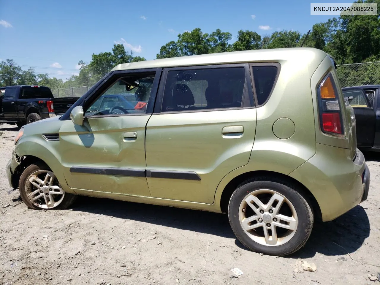 2010 Kia Soul + VIN: KNDJT2A20A7088225 Lot: 68223054