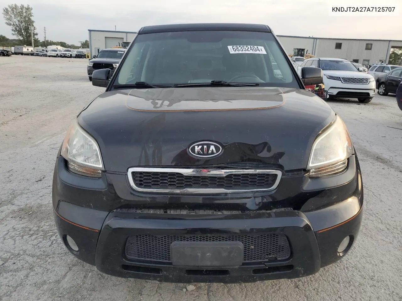 2010 Kia Soul + VIN: KNDJT2A27A7125707 Lot: 68352404