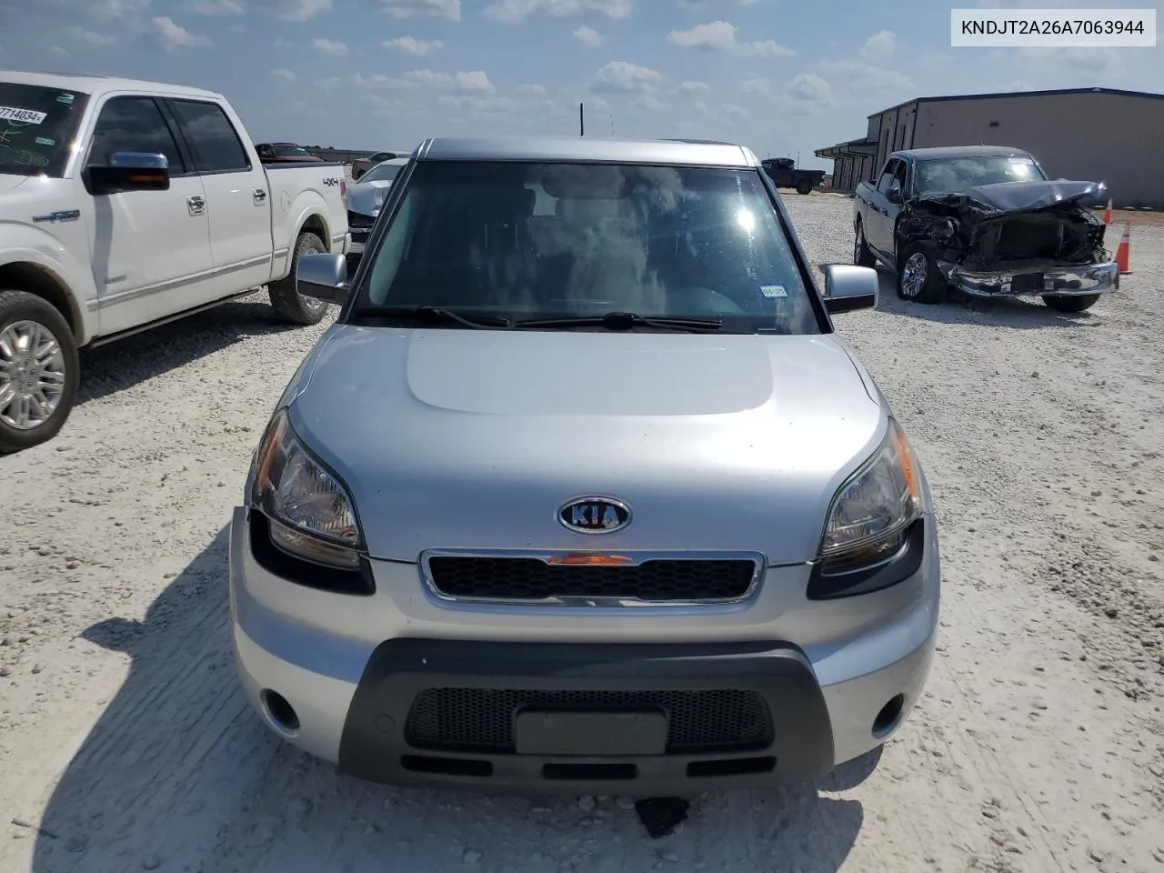 2010 Kia Soul + VIN: KNDJT2A26A7063944 Lot: 68728754