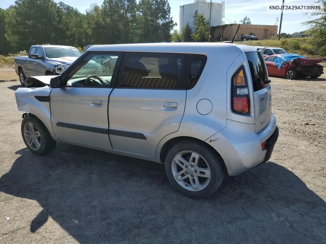 2010 Kia Soul + VIN: KNDJT2A29A7130939 Lot: 69274284