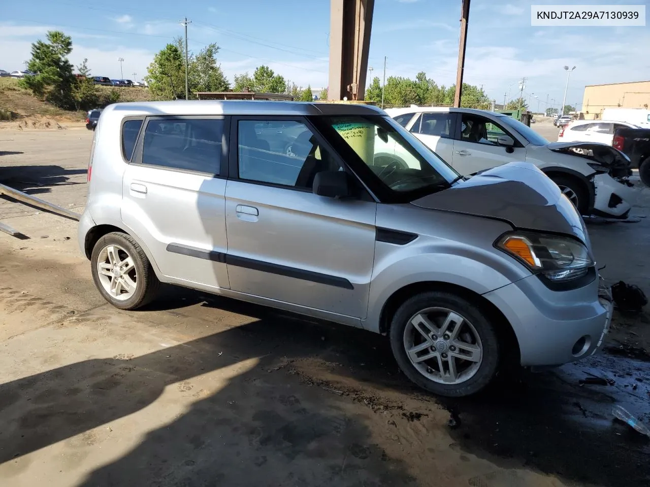 2010 Kia Soul + VIN: KNDJT2A29A7130939 Lot: 69274284