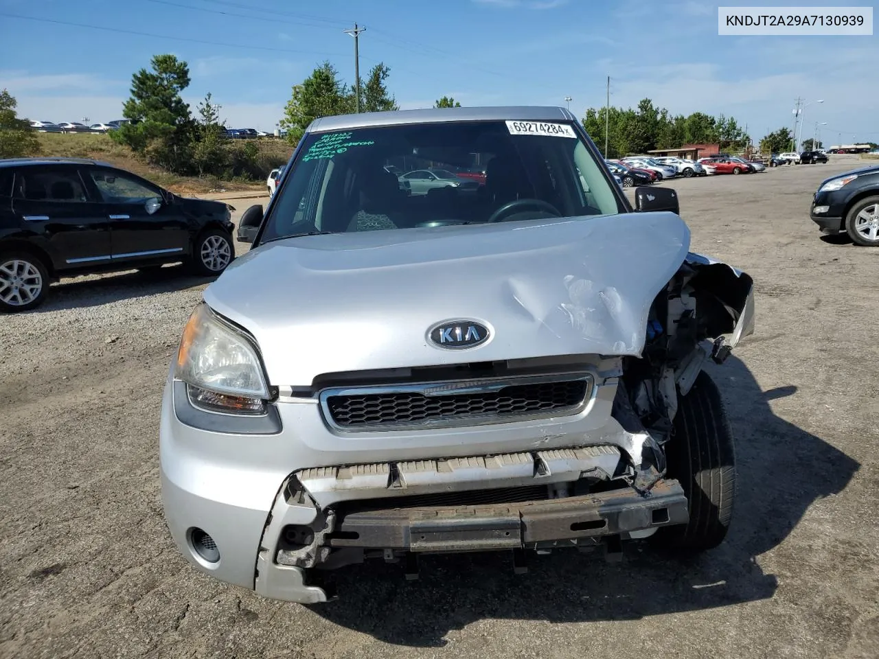 2010 Kia Soul + VIN: KNDJT2A29A7130939 Lot: 69274284