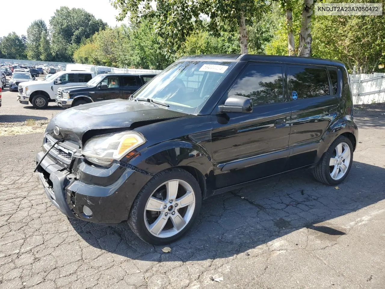 2010 Kia Soul + VIN: KNDJT2A23A7050472 Lot: 69444424