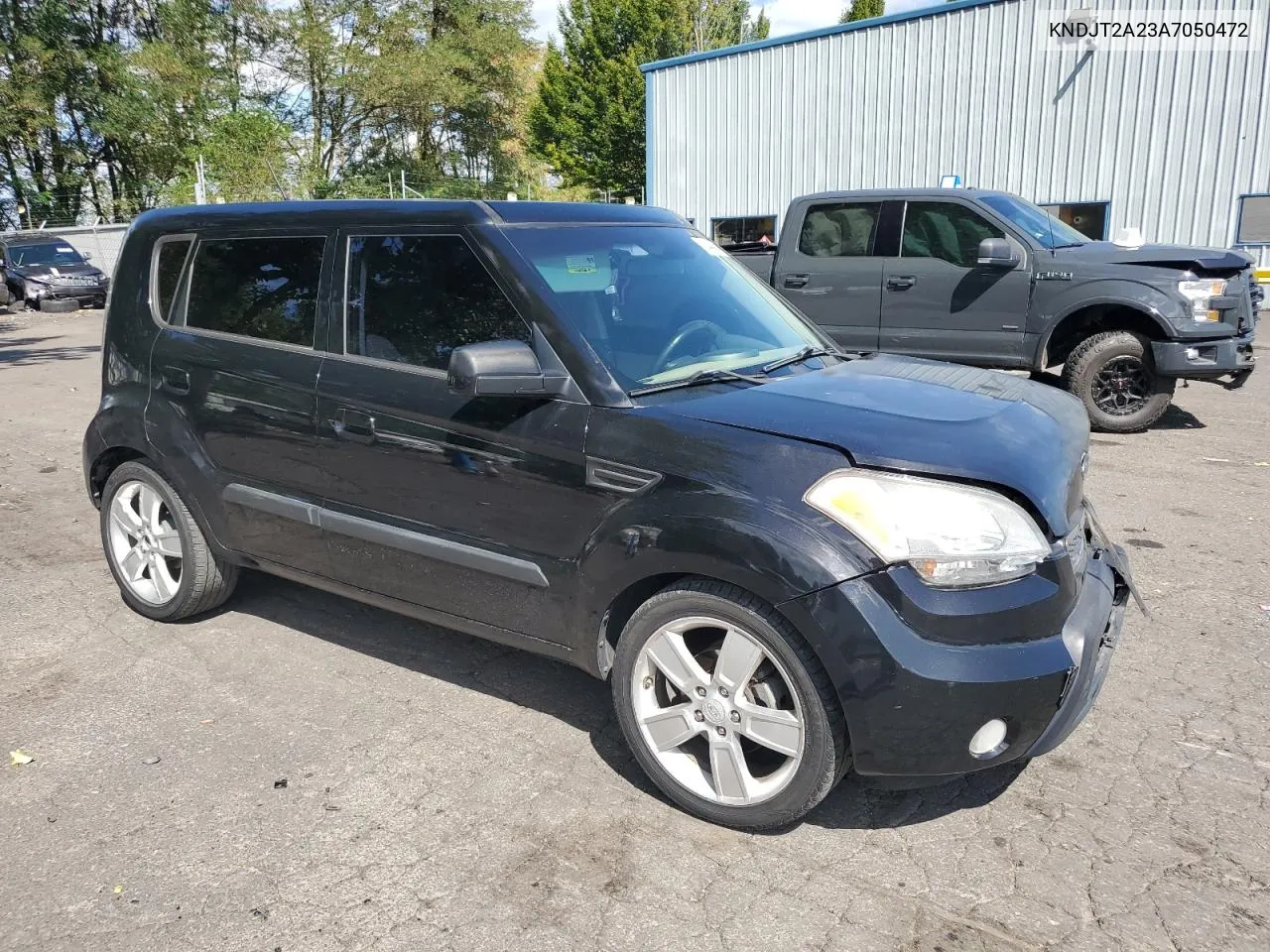 2010 Kia Soul + VIN: KNDJT2A23A7050472 Lot: 69444424