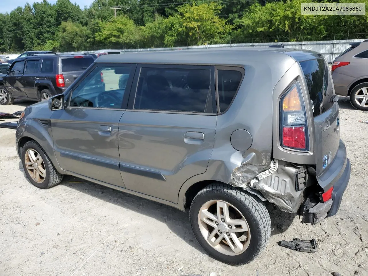 2010 Kia Soul + VIN: KNDJT2A20A7085860 Lot: 70085934