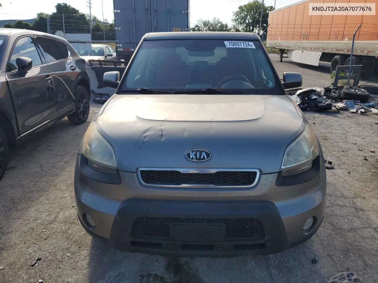 KNDJT2A20A7077676 2010 Kia Soul +