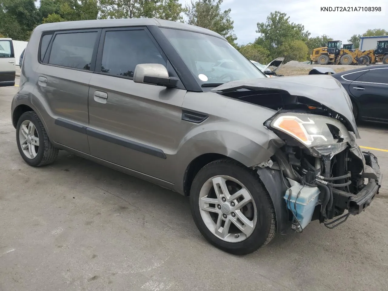 2010 Kia Soul + VIN: KNDJT2A21A7108398 Lot: 72613184