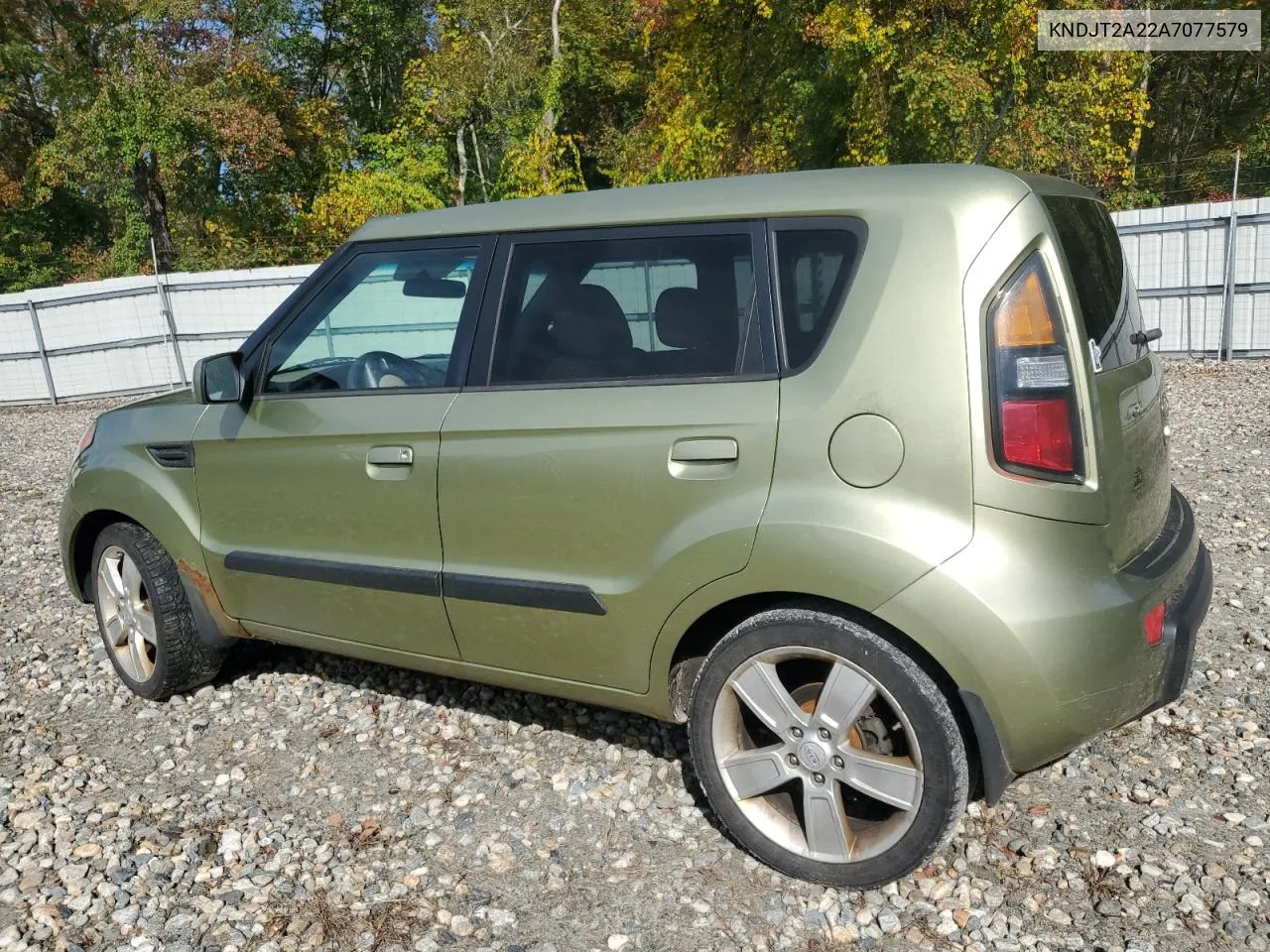 2010 Kia Soul + VIN: KNDJT2A22A7077579 Lot: 73127254