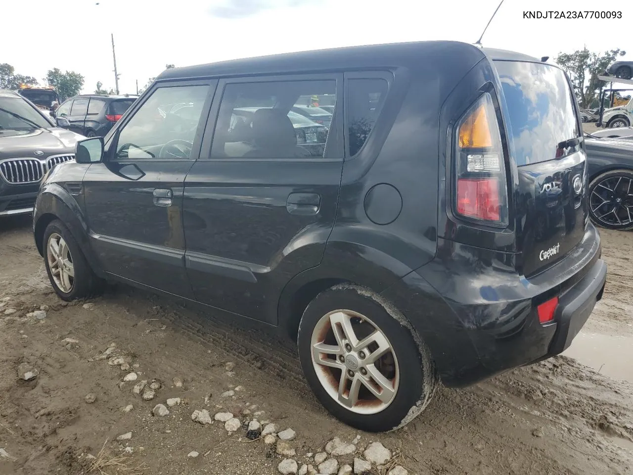 KNDJT2A23A7700093 2010 Kia Soul +