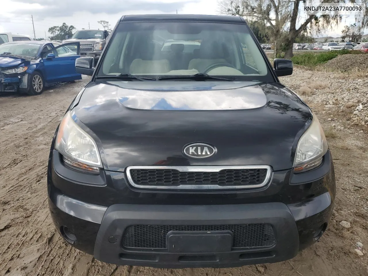 KNDJT2A23A7700093 2010 Kia Soul +