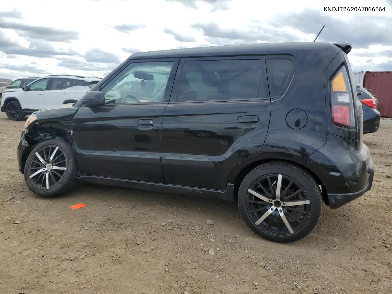 2010 Kia Soul + VIN: KNDJT2A20A7066564 Lot: 75203424