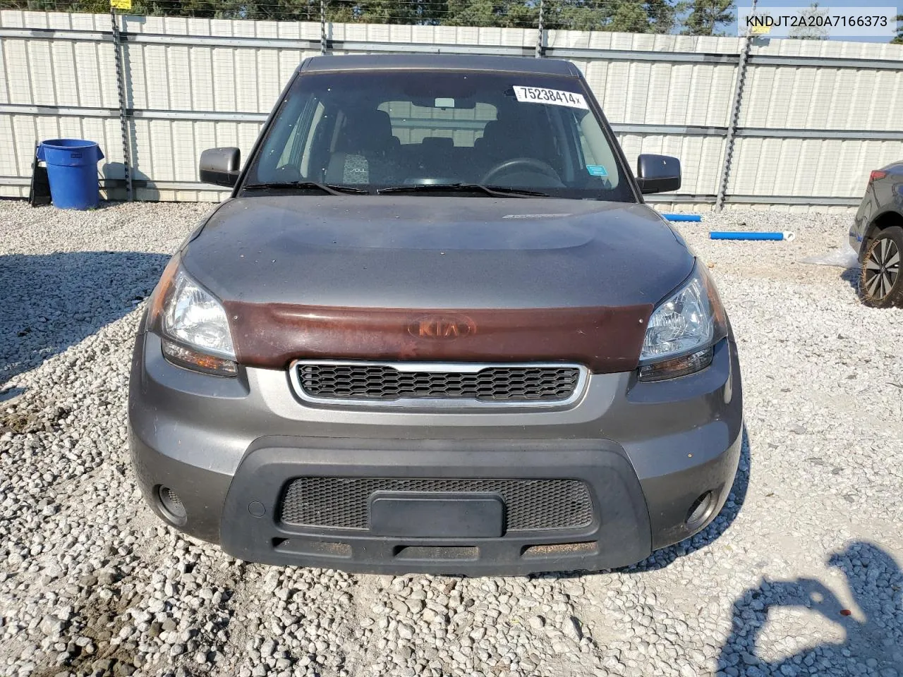 2010 Kia Soul + VIN: KNDJT2A20A7166373 Lot: 75238414