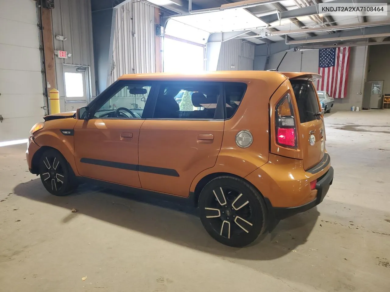 2010 Kia Soul + VIN: KNDJT2A2XA7108464 Lot: 75629624