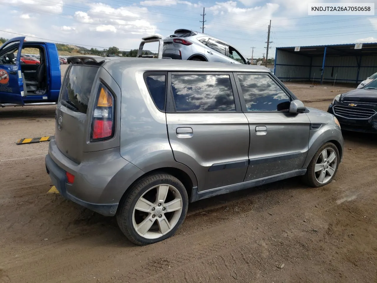 2010 Kia Soul + VIN: KNDJT2A26A7050658 Lot: 75819124