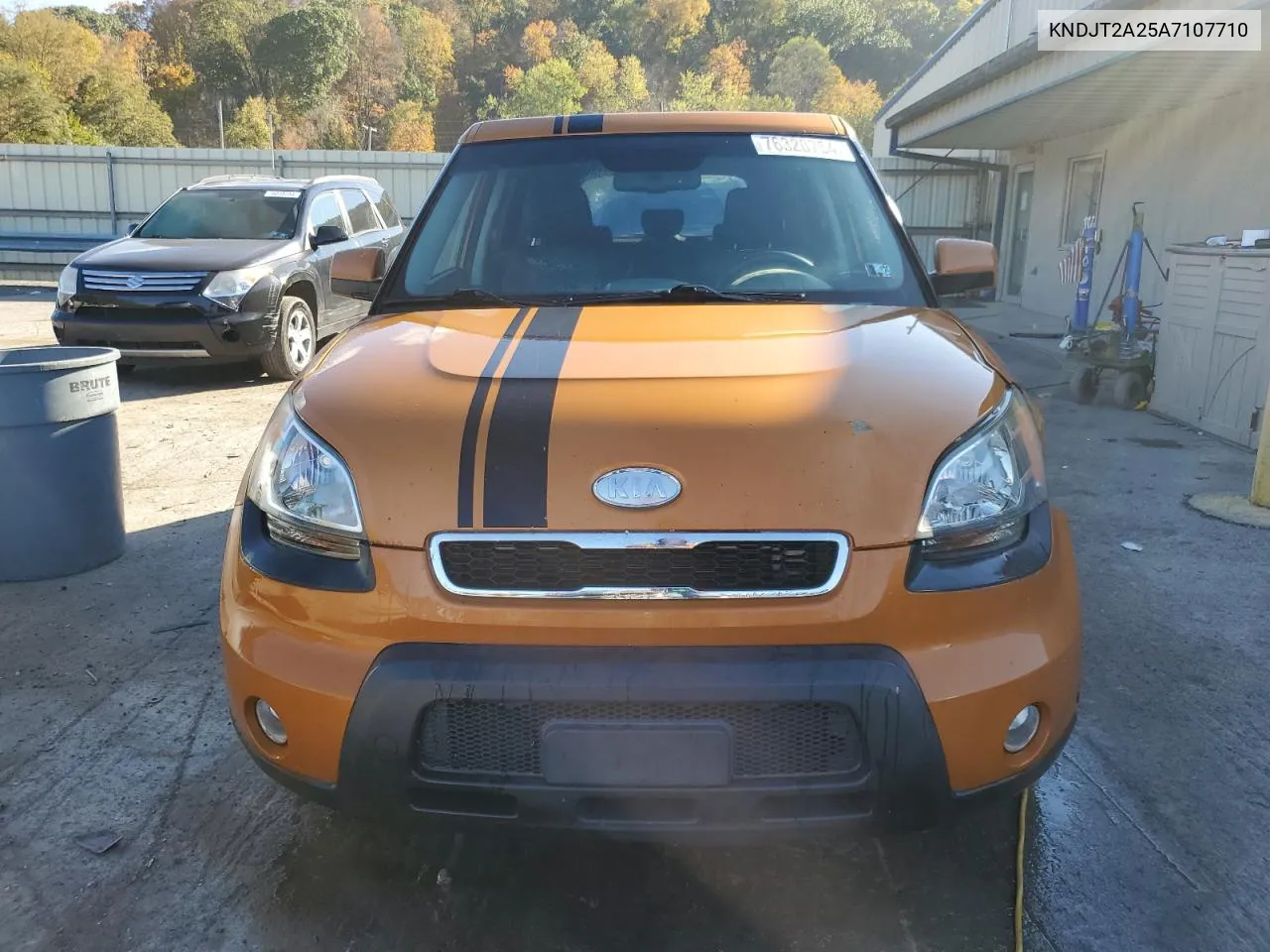 2010 Kia Soul + VIN: KNDJT2A25A7107710 Lot: 76320754