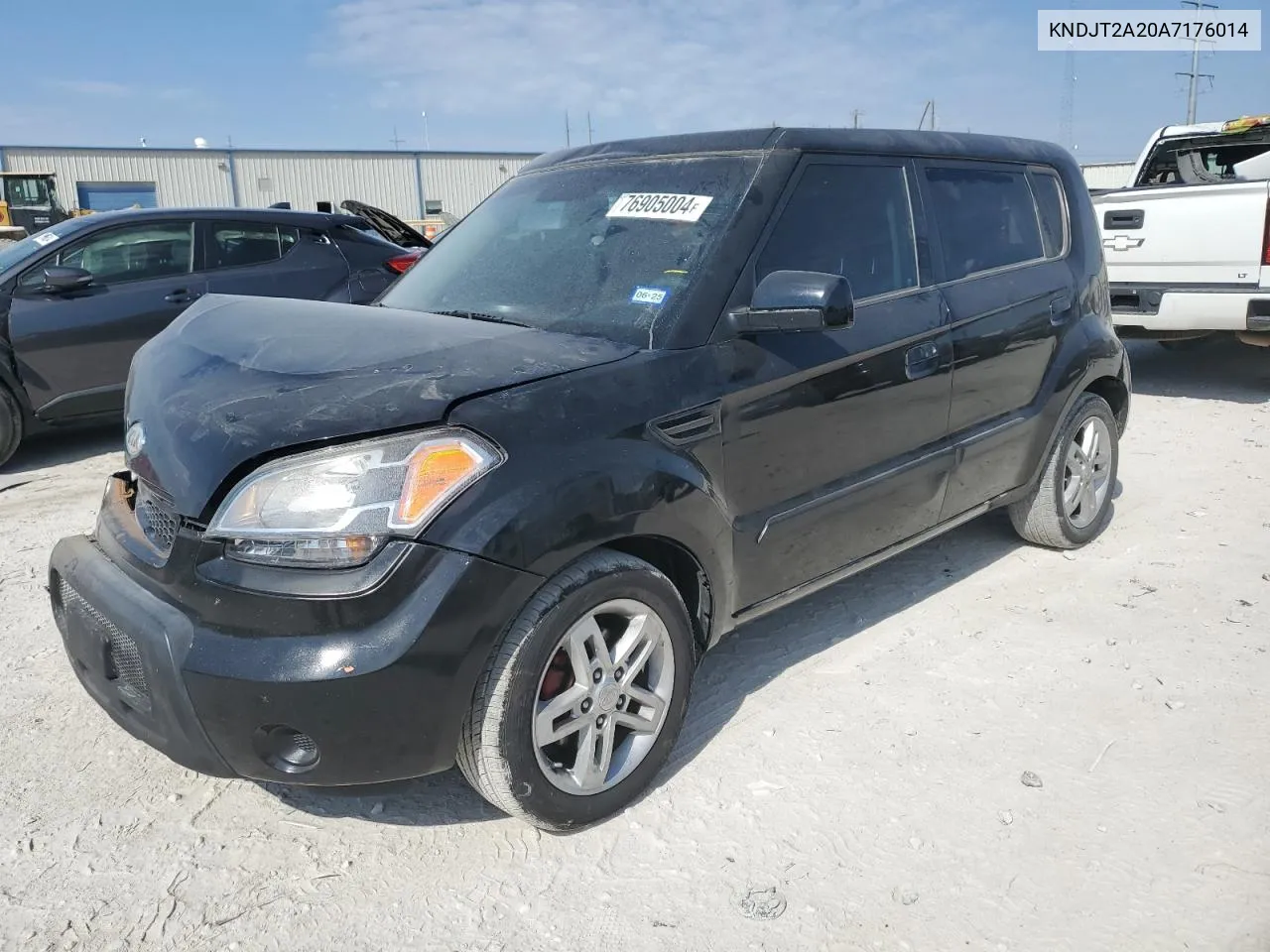 2010 Kia Soul + VIN: KNDJT2A20A7176014 Lot: 76905004