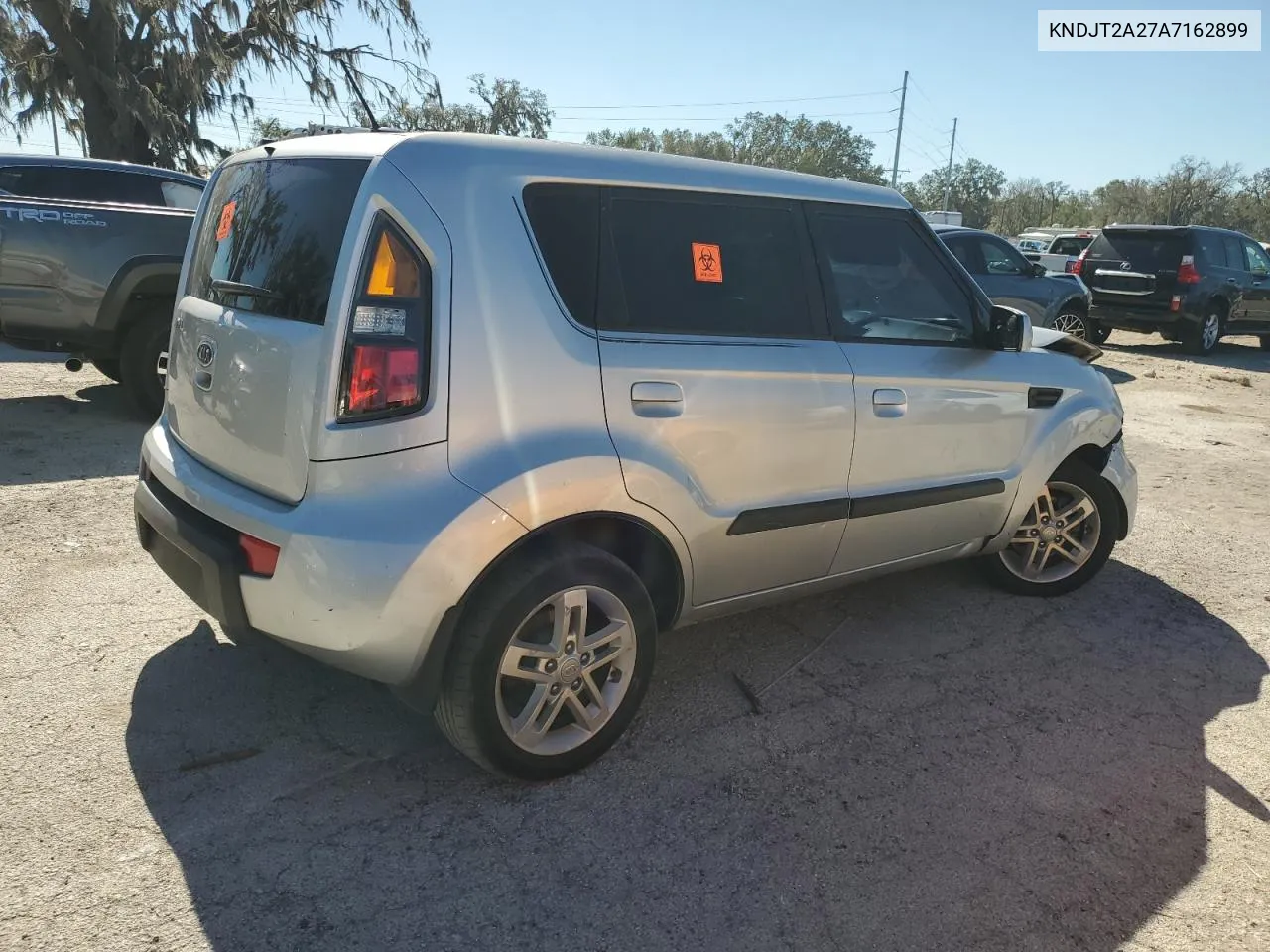 2010 Kia Soul + VIN: KNDJT2A27A7162899 Lot: 76936904